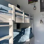 Modernes Fuer 4 Personen In Einem Waldpark By Interhome Hébergement de vacances *