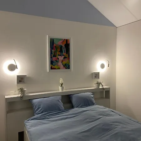 Modernes Fuer 4 Personen In Einem Waldpark By Interhome Heure