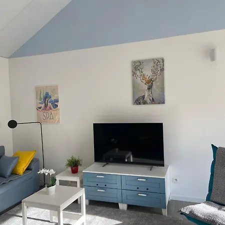 Holiday home Modernes Fuer 4 Personen In Einem Waldpark By Interhome *