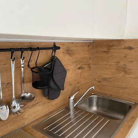 Modernes Fuer 4 Personen In Einem Waldpark By Interhome Holiday home