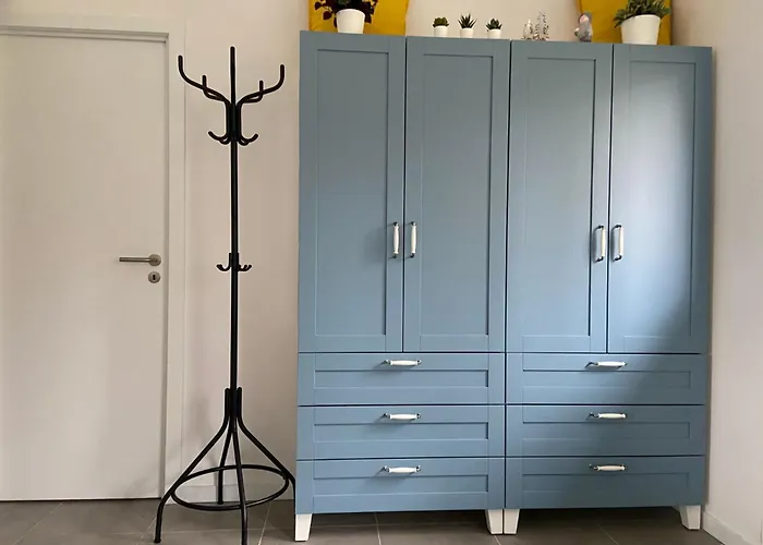 Holiday home Modernes Fuer 4 Personen In Einem Waldpark By Interhome *